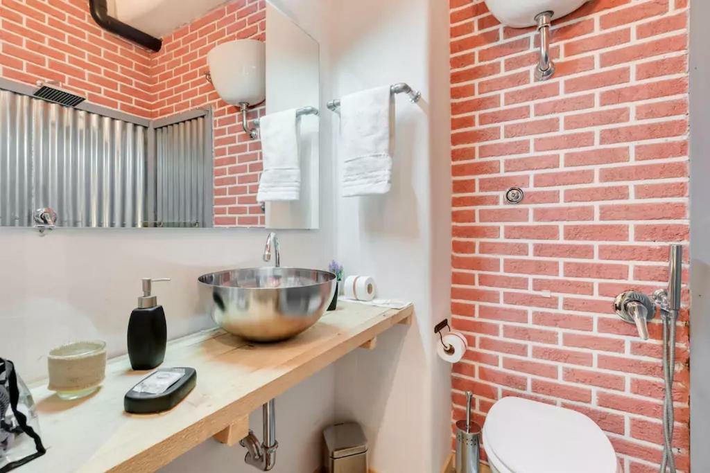 Moonlight Inn Guesthouse Roma Ngoại thất bức ảnh