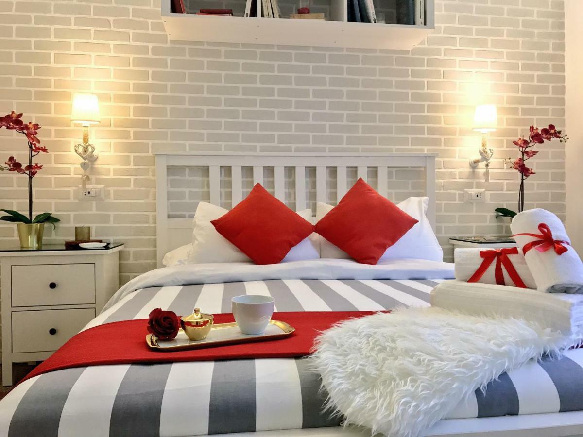 Moonlight Inn Guesthouse Roma Ngoại thất bức ảnh