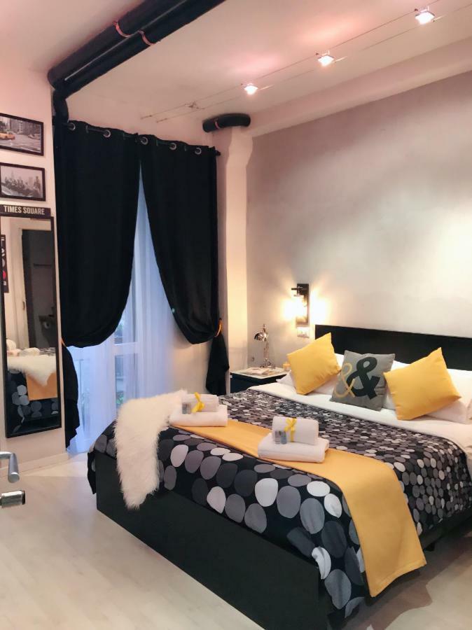 Moonlight Inn Guesthouse Roma Ngoại thất bức ảnh
